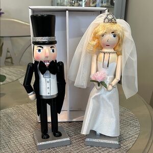 Elegant Bride and Groom Nutcracker Set